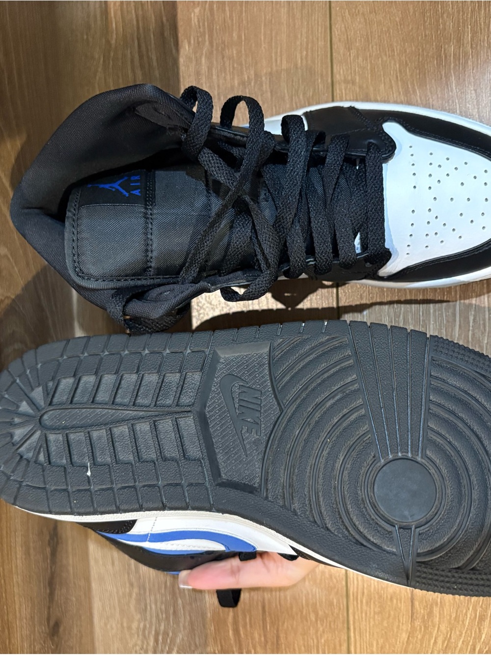 Jordan Men's Black White and Blue Mid/High-Top Sneakers - Picture 4 of 4